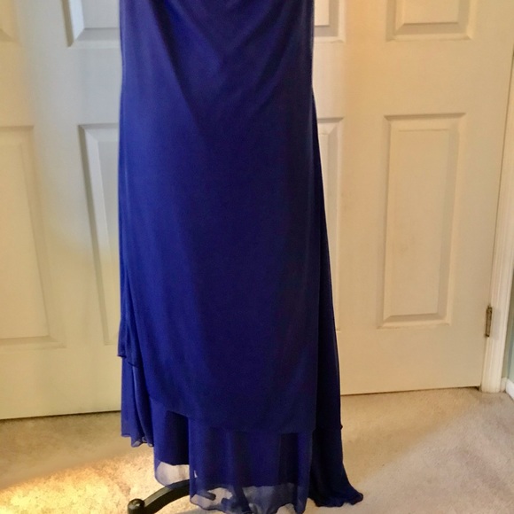 Dress - Picture 4 of 4